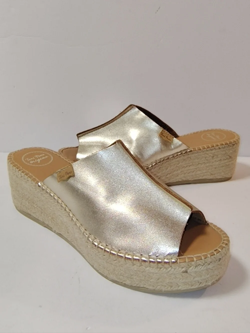 NWOB Toni Pons Ivonne Leather Espadrille Platform Wedge Slide Sandal Platinum 42